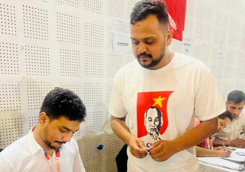 अनेरास्ववियुको अध्यक्षका लागि प्रकाश पाैडेलको उम्मेदवारी दर्ता