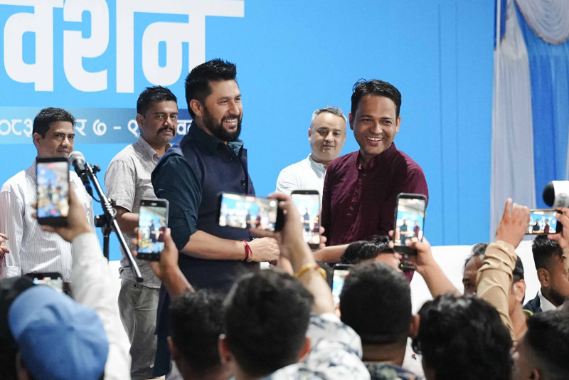 विलम्ब गर्दै सकियो रास्वपा महाधिवेशन, रविले फेरि भने– गुट बनेछ भने जरैदेखि उखेल्छाैँ