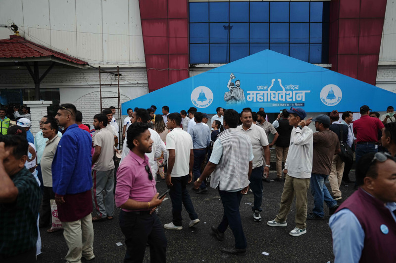 रास्वपा महाधिवेशनः ८० विद्युतीय मेसिनबाट मतदान