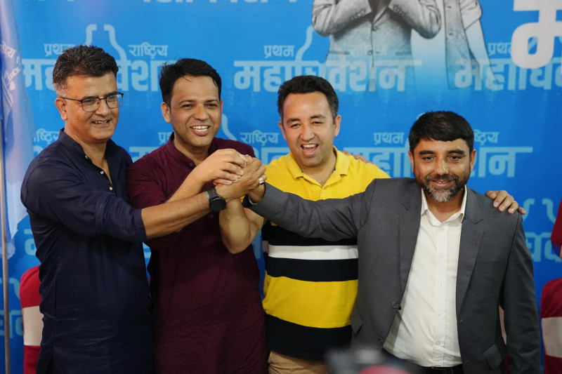 कवीन्द्र, गणेश र प्रमोदले गरे महामन्त्रीमा विपिनलाई समर्थन