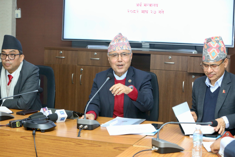 प्रदेशको खर्च १४ प्रतिशतमा खुम्चियो
