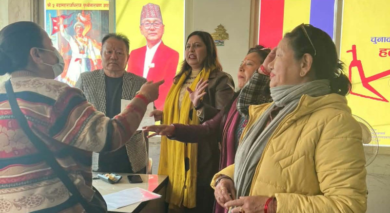 समानुपातिक सूचीले राप्रपामा चर्कियो विवाद, खुस्बु र सरस्वतीको विरोधमा केन्द्रीय कार्यालयमै अनशन