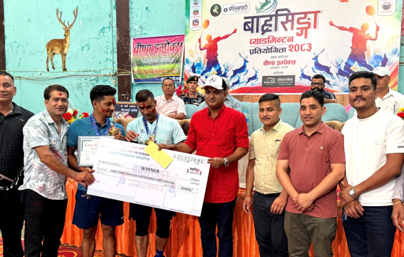 राम र राजेन्द्रकाे जाेडीले जित्याे बाह्रसिङ्गा ब्याडमिन्टन प्रतियोगिताको उपाधि