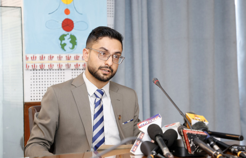 शैक्षिक परामर्श क्षेत्रका समस्या र नीतिगत सुधारबारे सरोकारवालासँग छलफल गर्दै शिक्षा मन्त्रालय