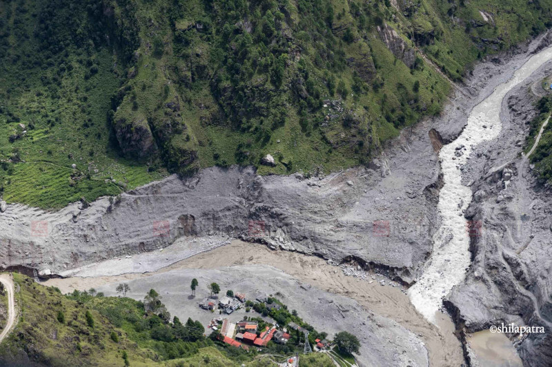 बाढीले तहसनहस स्याफ्रुबेँशी : उजाडियो बस्ती, छैन सडक सम्पर्क (तस्वीरहरू)