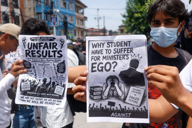 नतिजा सुधारिए पनि किन आन्दोलित छन् १२ पास गरेका विद्यार्थी ?