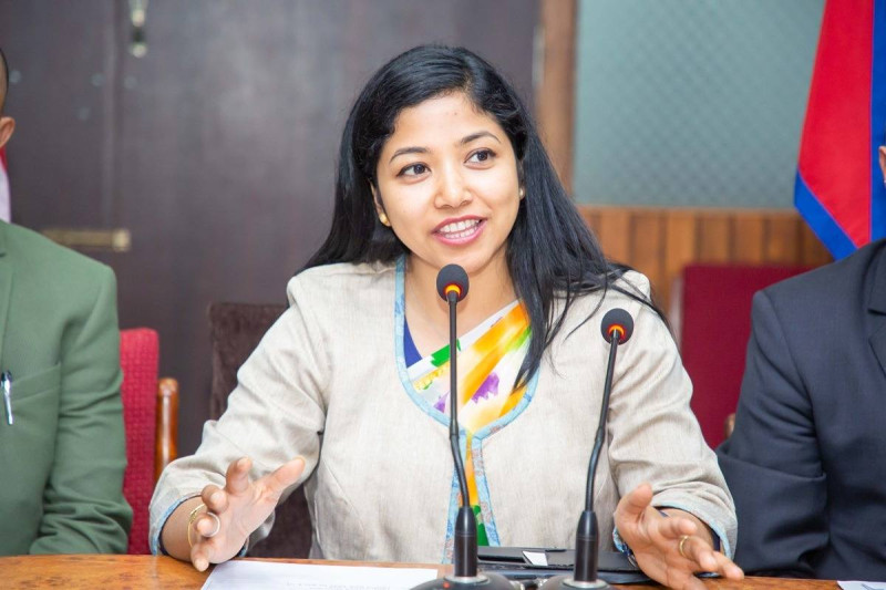 सुनिता डंगाेलकाे आग्रह– होल्डिङ सेन्टरका बालबालिकाको शिक्षाका लागि सबैले मिलेर पहल गरौँ