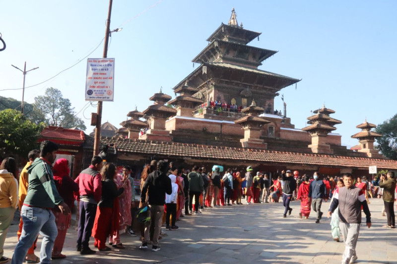 महानवमीका दिन मात्र खुल्ने तलेजु भवानी मन्दिरमा भक्तजनको घुइँचो