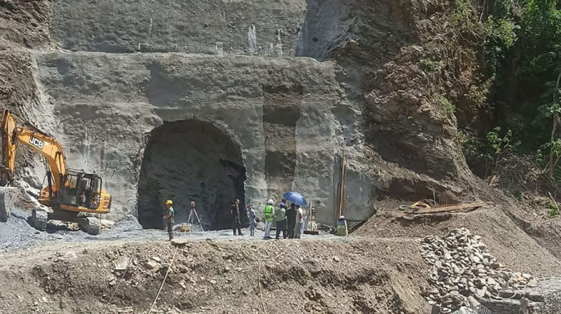 १२६ मेगावाटकाे तल्लो सेती जलविद्युत् आयोजनाको प्रवेश सुरुङ निर्माण सुरु