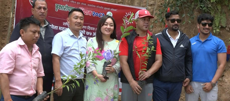 कागेश्वरी मनोहराबाट राष्ट्रिय युवा संघ नेपालको एकमहिने वृक्षरोपण अभियान शुभारम्भ