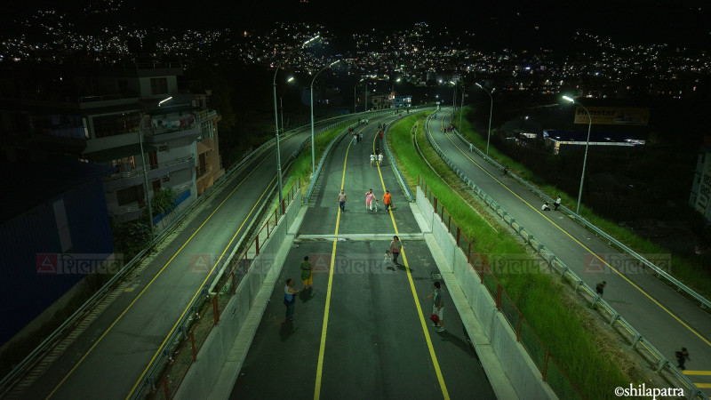 तस्वीरमा हेर्नुहोस् झलमल्ल नागढुंगा सुरुङमार्ग र बलम्बु फ्लाइओभर