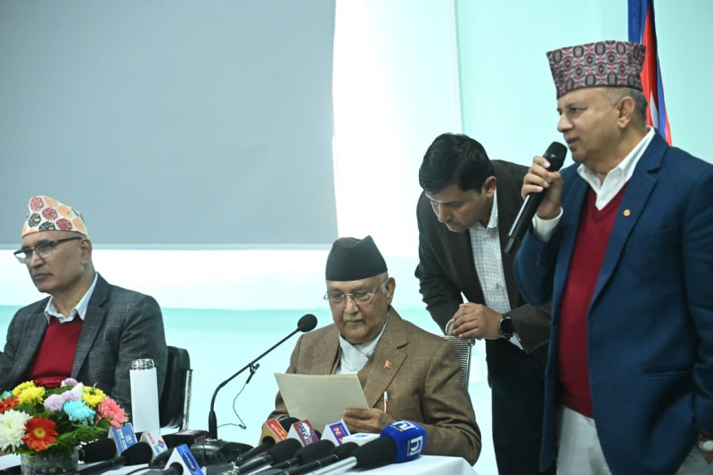 प्रधानमन्त्रीले दलका नेतासँग खुलेर कुरै गर्नुभएको छैन : : शंकर पोखरेल 