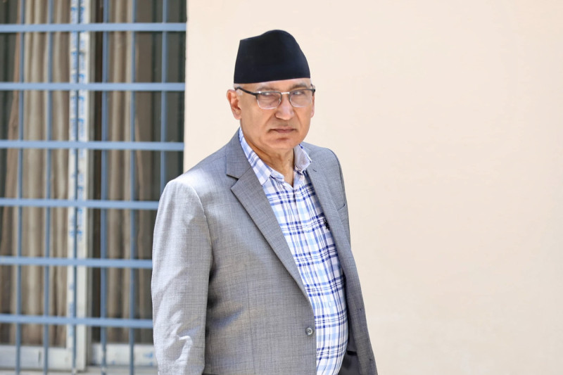 एमाले पोलिटब्युरो बैठक : उपाध्यक्ष पाैडेलको प्रतिवेदनमा छलफल जारी