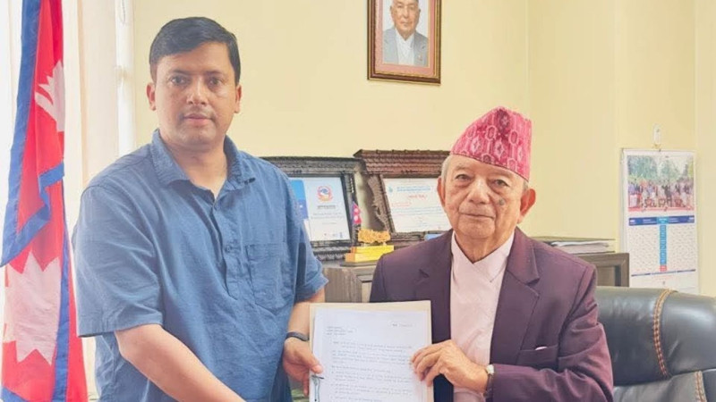 आफूलाई कारबाही गर्न गरिएको सिफारिस सच्याउन माग गर्दै मानवअधिकार आयोगमा ओलीको निवेदन