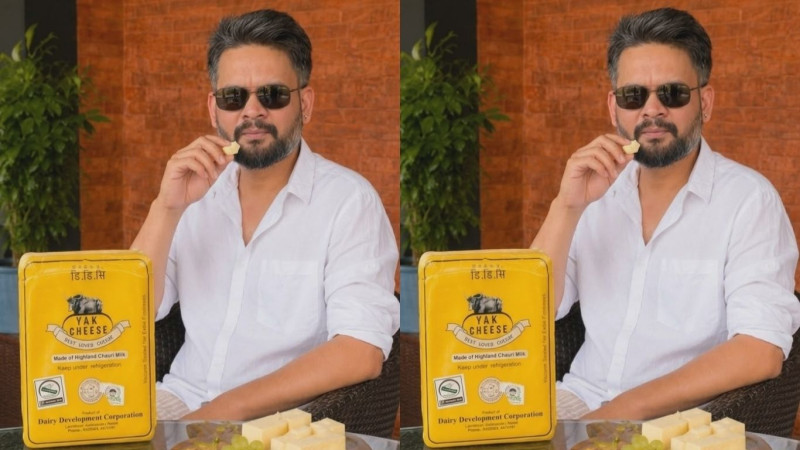 प्रधानमन्त्रीले डीडीसीकाे चिज खाँदै गरेकाे तस्वीर शेयर गरेपछि...