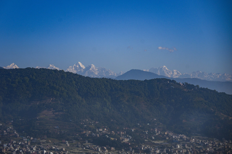 बंगालको खाडीको न्यूनचापीय प्रणालीको आंशिक प्रभाव, कस्तो रहला आज दिनभरको मौसम ?