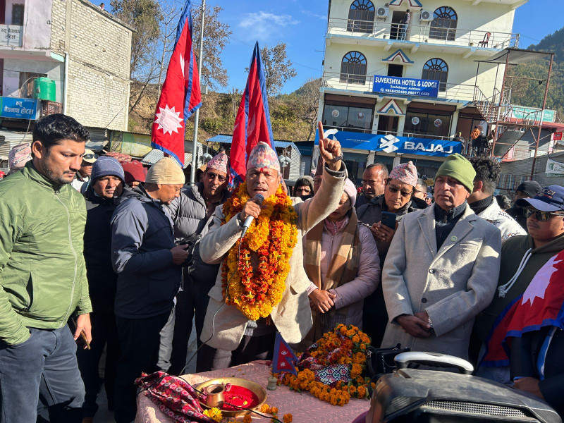 भीम रावलको अभियानले  अछाम एमालेमा उथलपुथल, रित्तिँदै साँफेबगर नगर कमिटी 