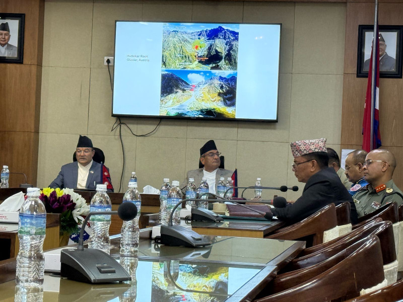 हुम्लाको बाढीपहिरो प्रभावित क्षेत्रमा तत्काल राहत उपलब्ध गराउन गृहमन्त्री लेखकको निर्देशन