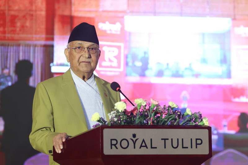 पत्रकारिताले परपीडक नभई सकारात्मक चेतका साथ समाजलाई बाटो देखाउनुपर्छ : प्रधानमन्त्री ओली
