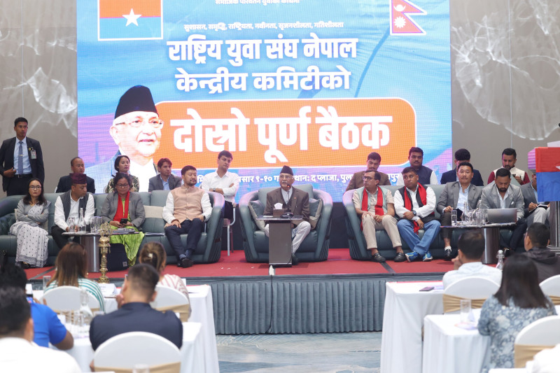 युवाहरूलाई ओलीको निर्देशन– घमण्डी नबन्नू, कसैले गालामा हाने 'ॐ शान्ति' पनि नभन्नू