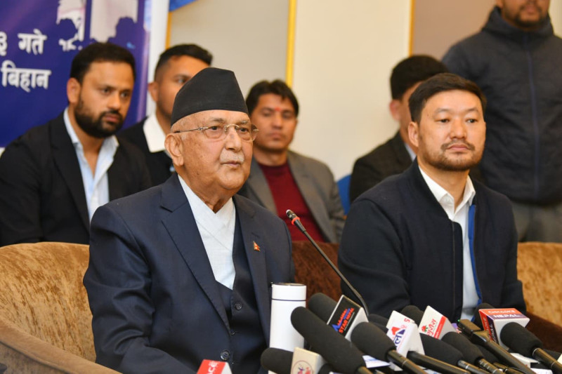 आफ्नै नेतृत्वको सरकारले बनाएको कानुन उल्लंघन गर्न कार्यकर्तालाई ओलीको उक्साहट