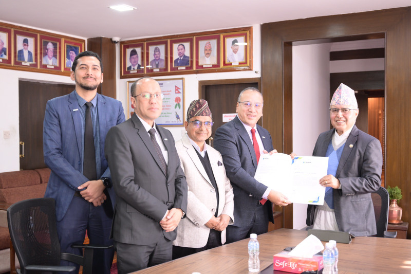 पुनर्निर्माण कोषको आकार १२ करोड ३३ लाख पुग्यो, मेटलाइफद्वारा २५ लाख हस्तान्तरण