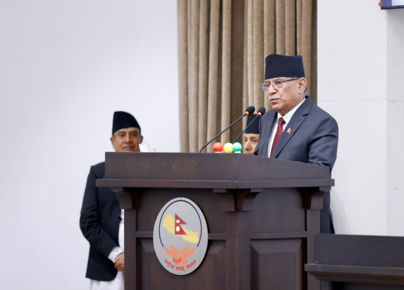बालेनलाई प्रचण्डको चेतावनी– लोकतान्त्रिक परम्परालाई भाँच्ने कोसिस नगरियोस्