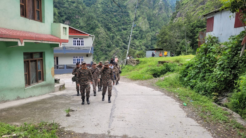 बाढी प्रभावित सुरुङमा उद्धारका लागि पुगेको भारतीय प्राविधिक टोली [तस्वीरहरू]