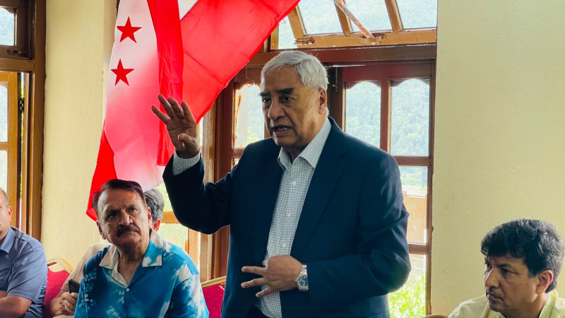 नुवाकोट पुगेर देउवाले भने– सरकारले के गरेको छ भनेर बुझ्न आएको हुँ