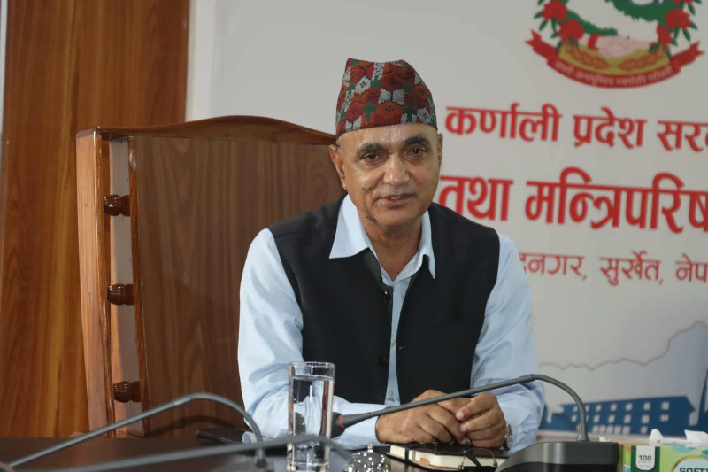 मुख्यमन्त्री कँडेलविरुद्धको अविश्वास प्रस्तावको पक्षमा उभियो नेकपा