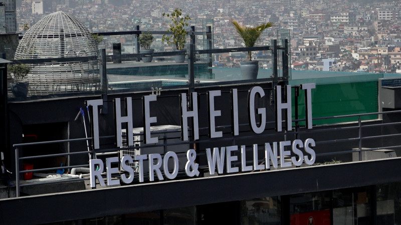 महाराजगञ्जमा खुल्यो ‘द हाइट रेस्ट्रो एन्ड वेलनेस’ [भिडियाे]