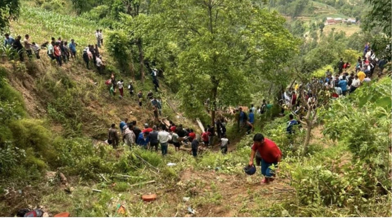 काभ्रे बस दुर्घटनाबारे छानबिन गर्न प्रहरी प्रधान कार्यालयद्वारा समिति गठन