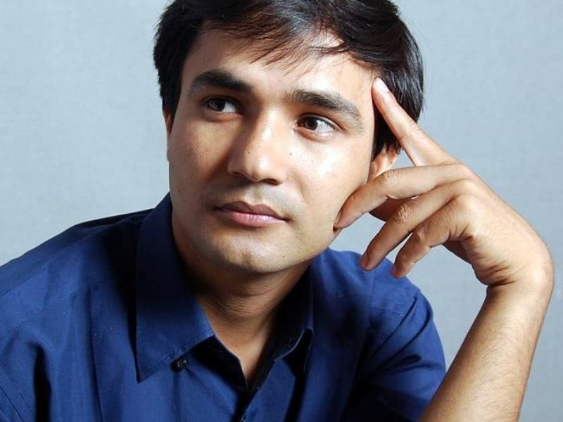साहित्यिक किताबमा कर छुटका लागि अमर न्यौपानेको पहल– मलाई लेखकहरूको मर्काबारे बोल्नु थियो 