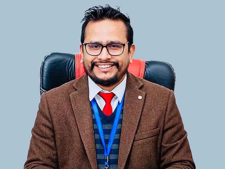 अझै कोभिड महामारीको भुमरीमै छौँ, लापरबाही नगरौंँ