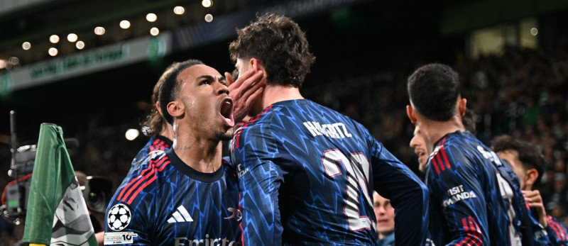 स्पोर्टिङविरुद्ध आर्सनलको कठिन जित