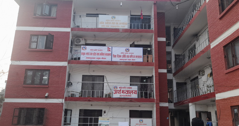 मधेश सरकारले बजेट कटौती गरेपछि मन्त्रालयकै कामकाज प्रभावित