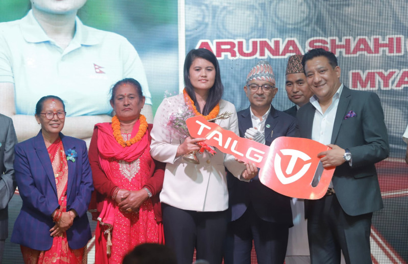 पोखरा स्पोर्टस् अवार्डमा अरूणा र विश्वास वर्ष उत्कृष्ट खेलाडी घोषित