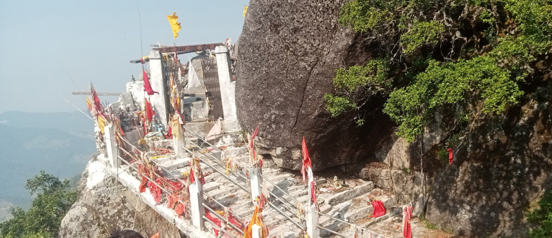 पर्यटकको पर्खाइमा डोटीको बडीकेदारधाम