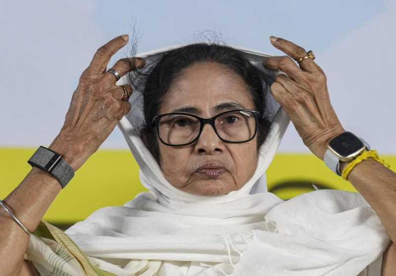 हारेर पनि मुख्यमन्त्रीबाट राजीनामा गर्न अटेर गर्दै ममता : राष्ट्रपतीय शासन लाग्ने सम्भावना