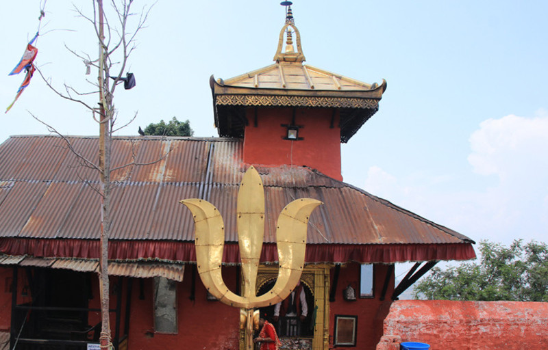 यौन दुर्व्यवहारको आरोपमा भैरवस्थान मन्दिरका मूल पुजारी निलम्बित