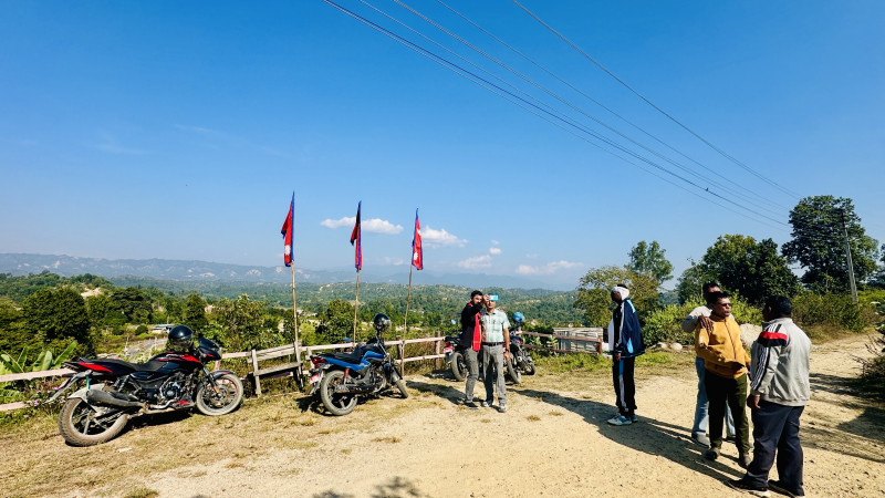 सिरहाको भालटार डाँडामा आन्तरिक पर्यटकको आकर्षण बढ्दो