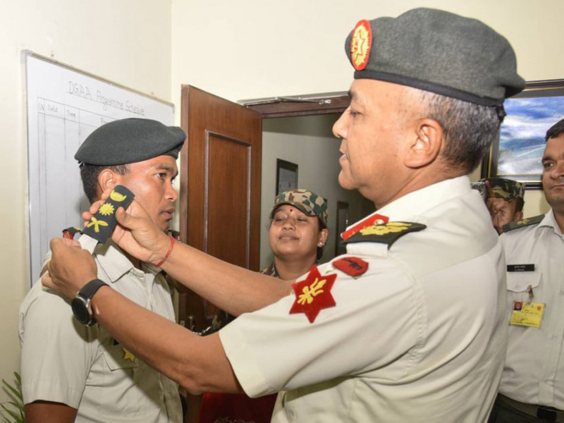 भरत खवास सेनाको क्याप्टेनमा बढुवा 