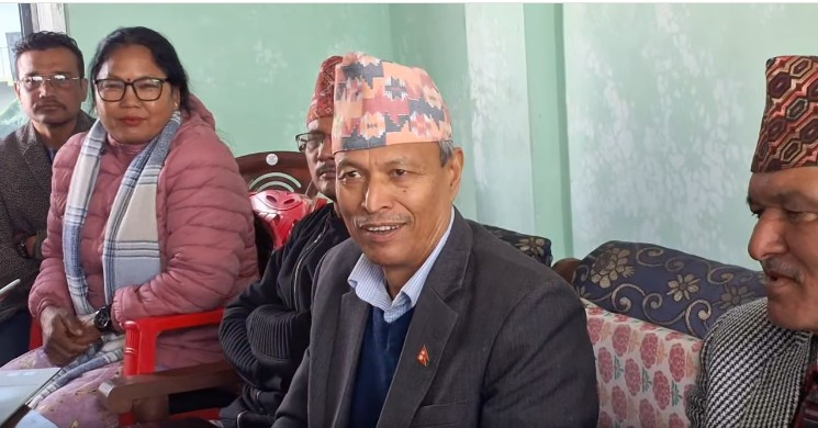 मलाई एमालेमा बस्न नदिने ओलीलाई अहिले मेरो वरीयताको पिर लागेछ : भीम रावल