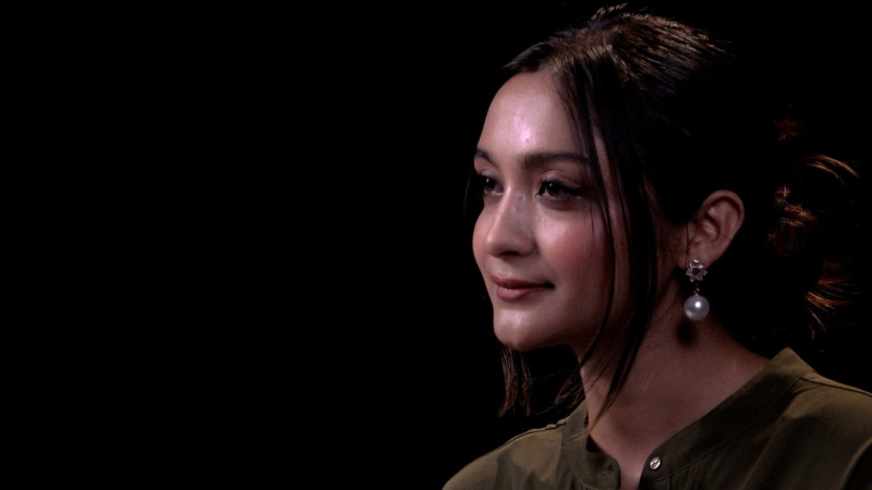 उपाधिमा रोकिएकी विपनाको कवितामा नरोकिने अठोट (भिडियोसहित)