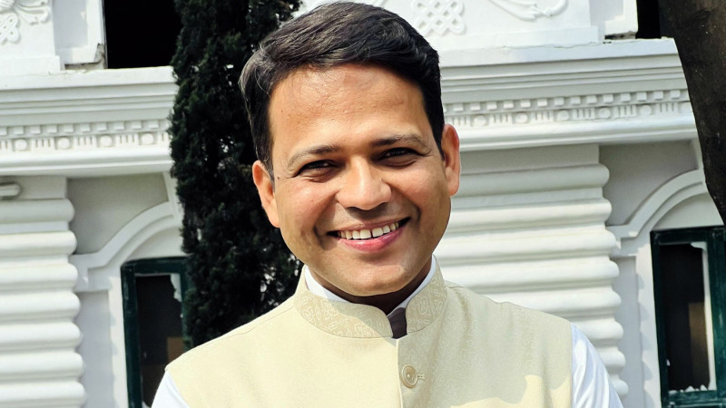गृहमन्त्री गुरुङबारे रास्वपा सह–महामन्त्री आचार्य भन्छन्– प्रश्नभन्दा माथि कोही छैन