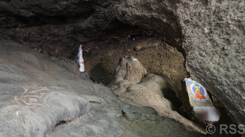 पर्यटकको पर्खाइमा मुस्ताङको चुङसी गुफा