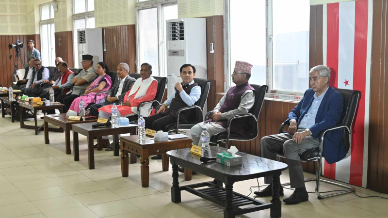 रमेश लेखक भन्छन्- प्रतिपक्षीहरू आक्रामक र अधैर्य छन्