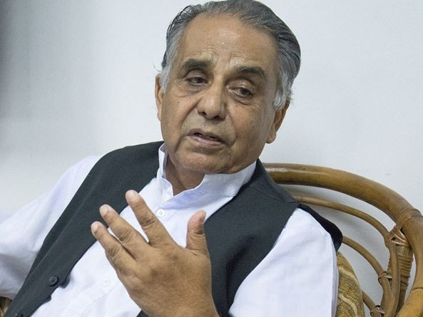 वर्तमान संविधानमा बीपी तत्त्व छैन, माओवादीसँग डराएर बनाएको संविधान होः दमननाथ ढुंगाना