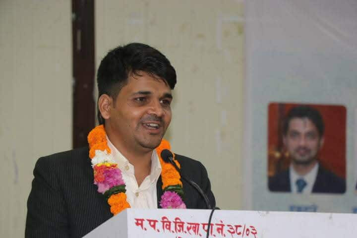 एमयुका स्ववियु सदस्य दीपक उपाध्यायद्वारा राजीनामा