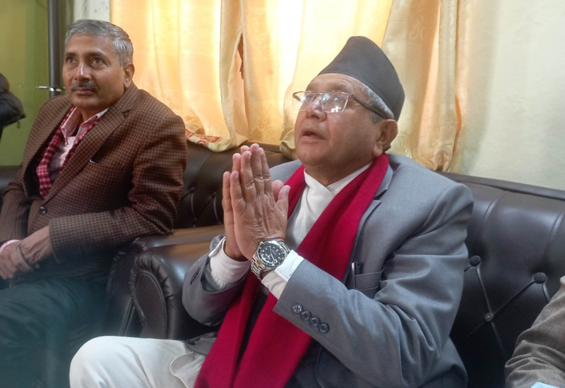 सभामुखका उम्मेदवार घिमिरेको प्रस्तावक सुवास नेम्वाङ र समर्थक हितराज पाण्डे